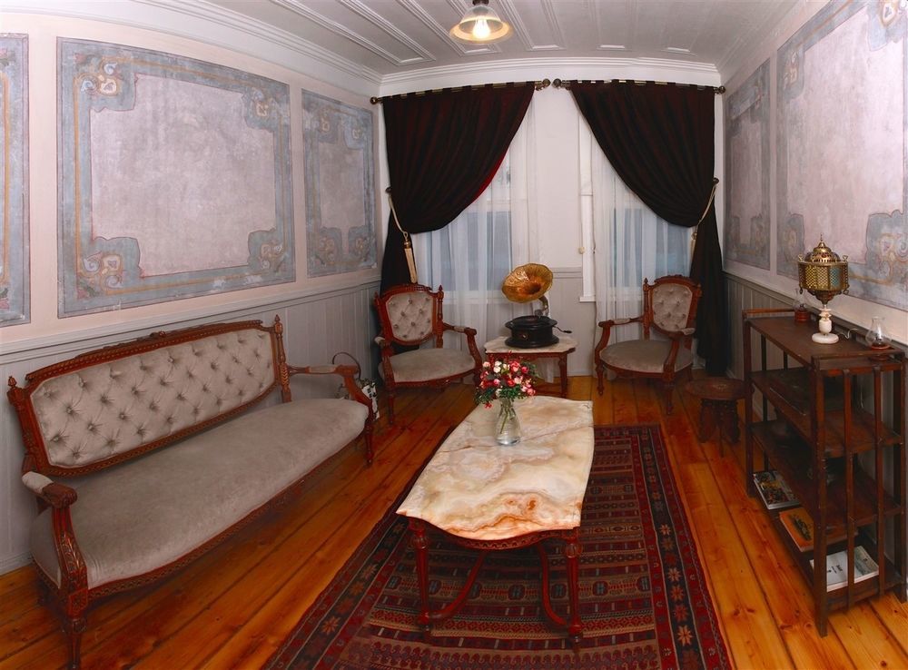 Troya Balat Otel 3*